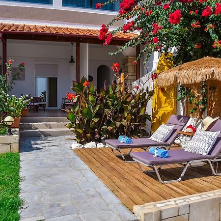 Laia Seafront Luxury Apartments Agia Pelagia  Exterior foto