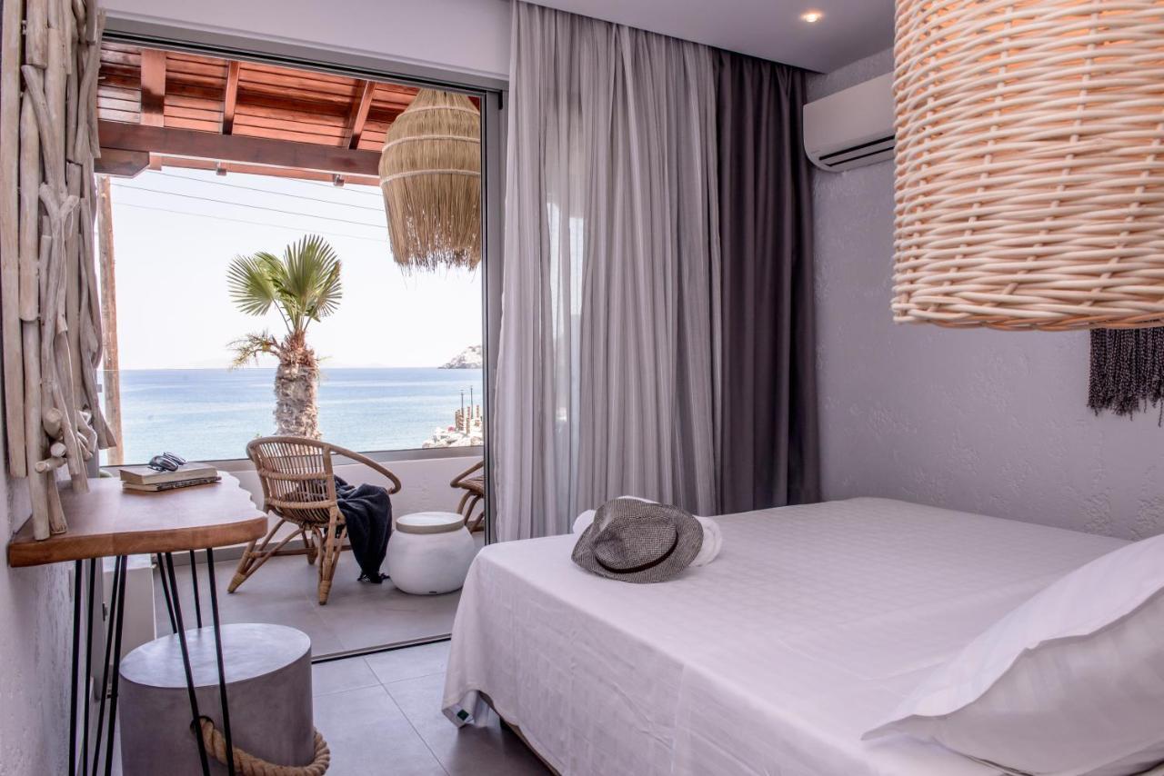 Laia Seafront Luxury Apartments Agia Pelagia  Exterior foto